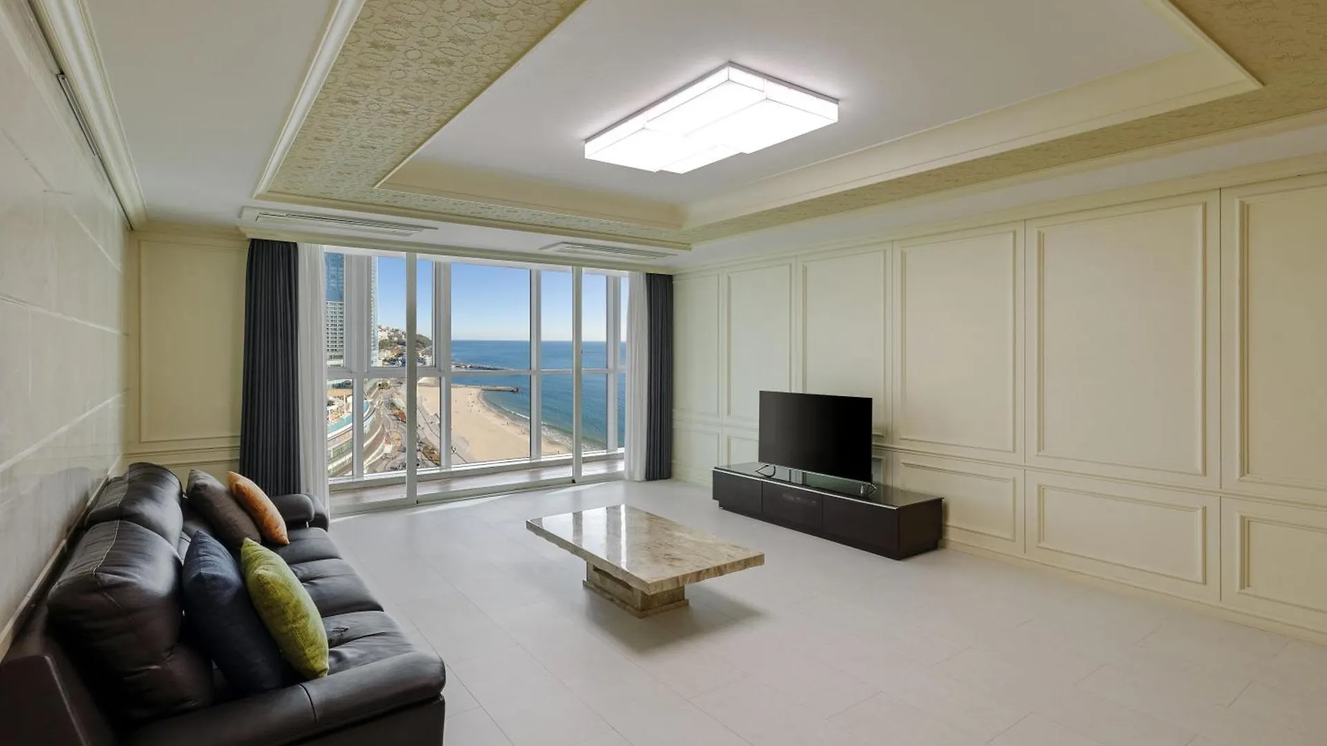 Pale De Cz Condo Busan 4*,