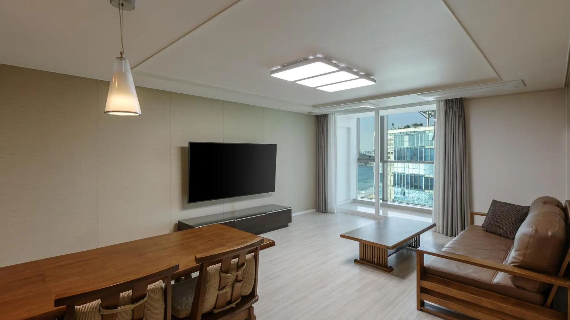 Pale De Cz Condo Busan