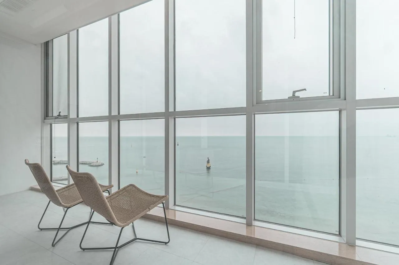 Pale De Cz Condo Busan Resort