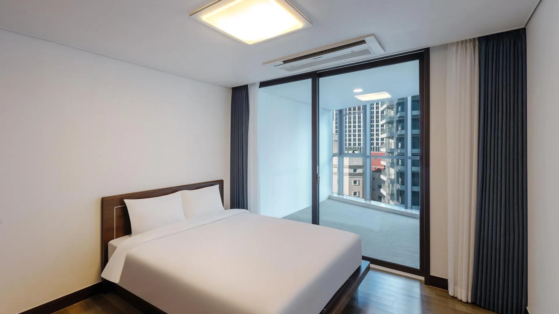 Pale De Cz Condo Busan