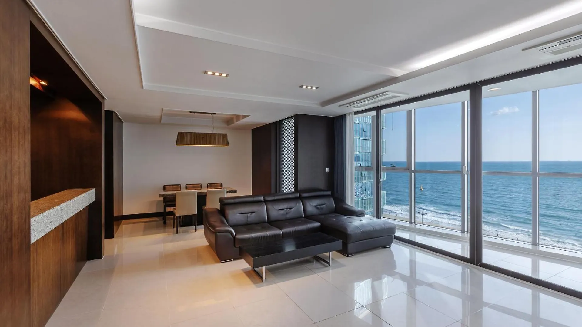 Resort Pale De Cz Condo Busan