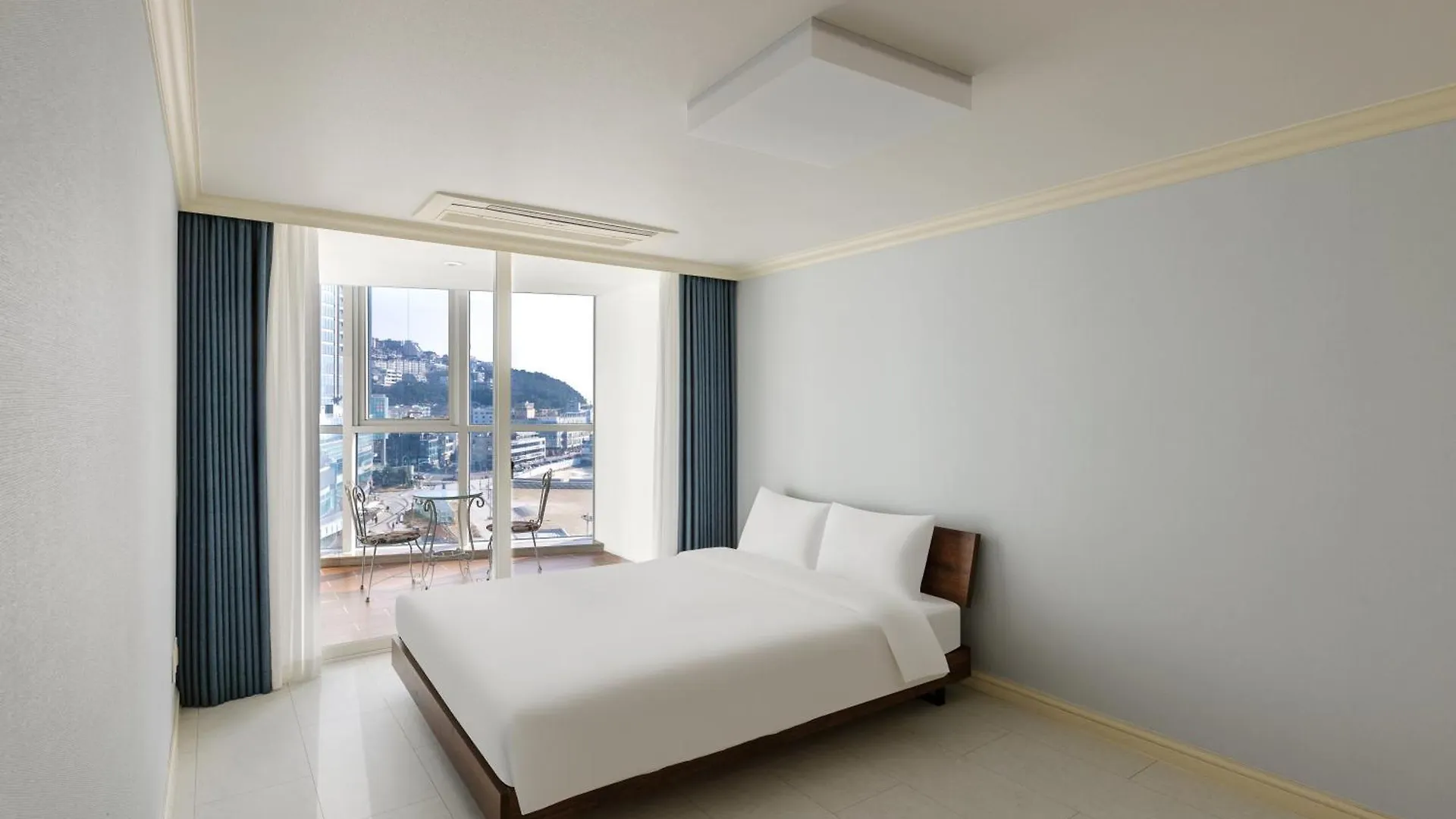 Resort Pale De Cz Condo Busan